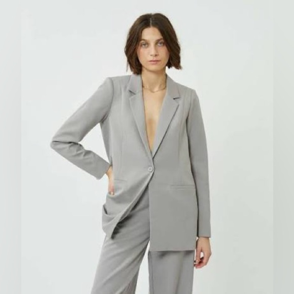 Minimum Tara Blazer